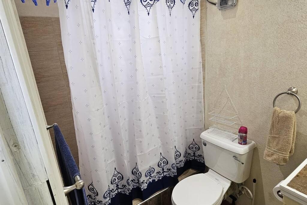 Seclusion Studio Apartment. 圣菲利普 外观 照片